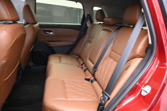 2024 Nissan Rogue Platinum