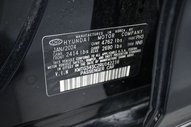 2024 Genesis G70 2.5T