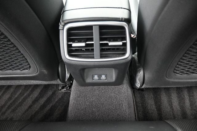 2024 Genesis G70 2.5T