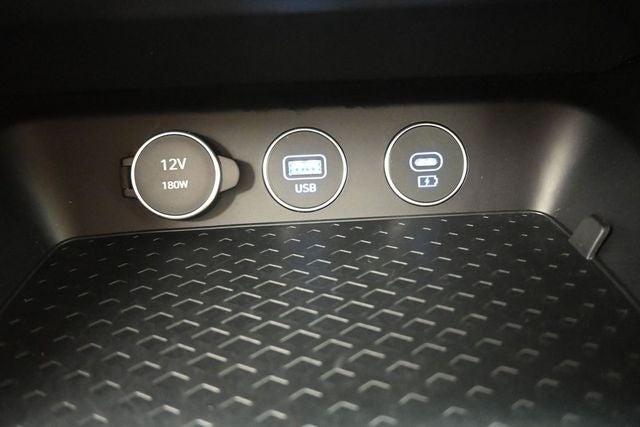 2024 Genesis G70 2.5T