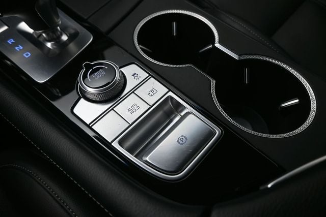 2024 Genesis G70 2.5T