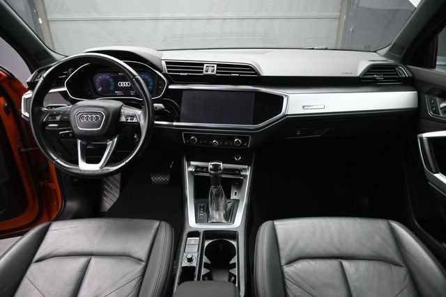 2020 Audi Q3 Premium quattro