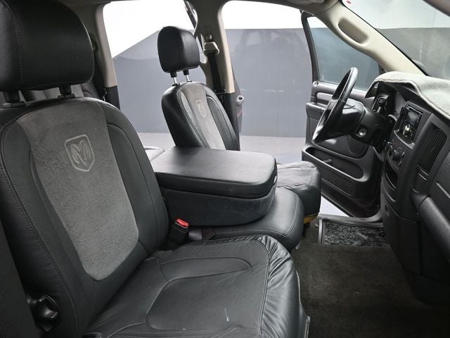 2005 Dodge Ram 1500 SLT
