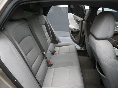 2022 Chevrolet Malibu LS 1LS