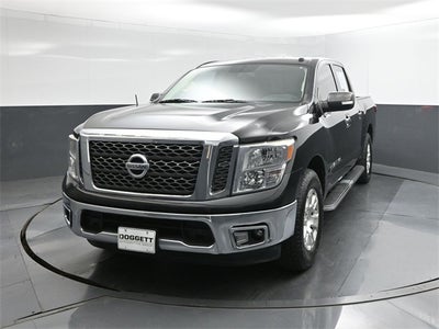 2018 Nissan Titan SV