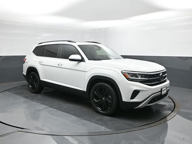 2022 Volkswagen Atlas 3.6L V6 SE w/Technology
