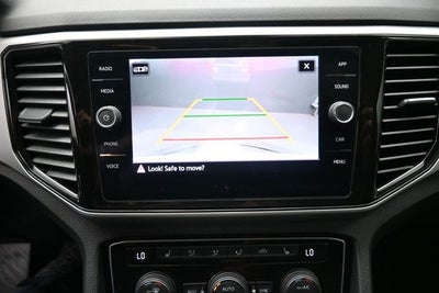 2022 Volkswagen Atlas 3.6L V6 SE w/Technology