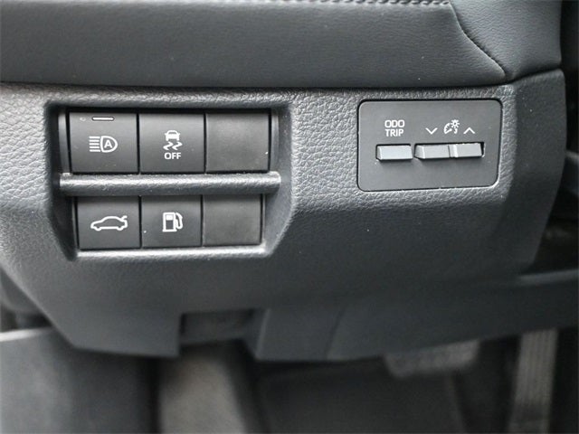 2021 Toyota Avalon Hybrid XLE Plus