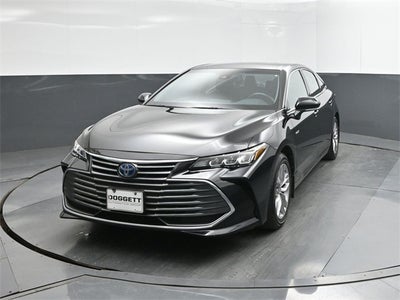 2021 Toyota Avalon Hybrid XLE Plus