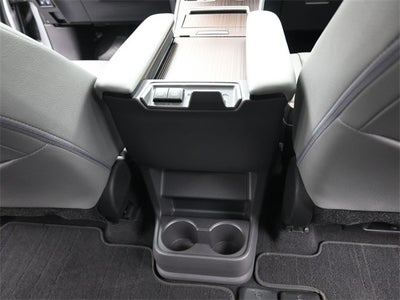 2022 Toyota Sienna XLE 8 Passenger