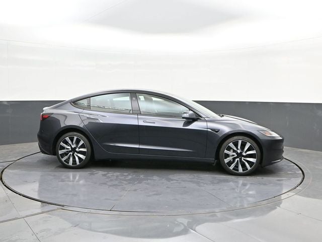 2025 Tesla Model 3 Base