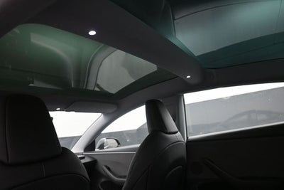 2025 Tesla Model 3 Base