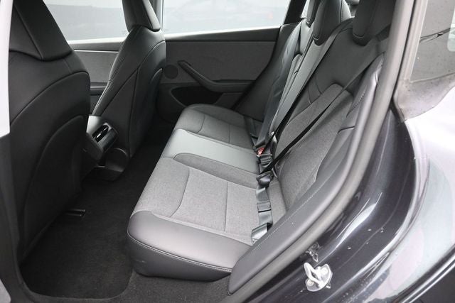 2025 Tesla Model 3 Base