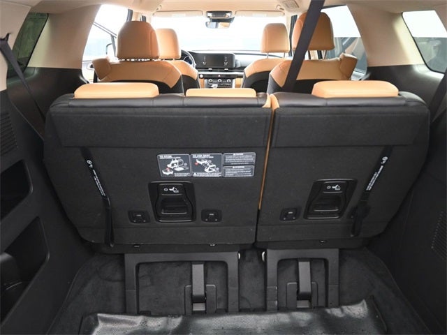 2023 Kia Carnival LX