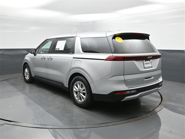 2023 Kia Carnival LX