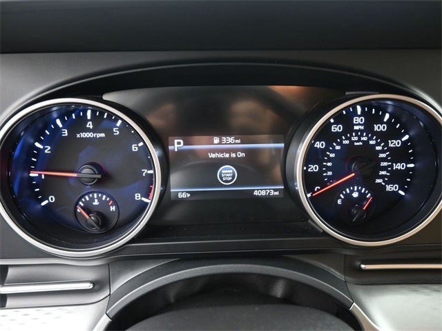 2023 Kia Carnival LX