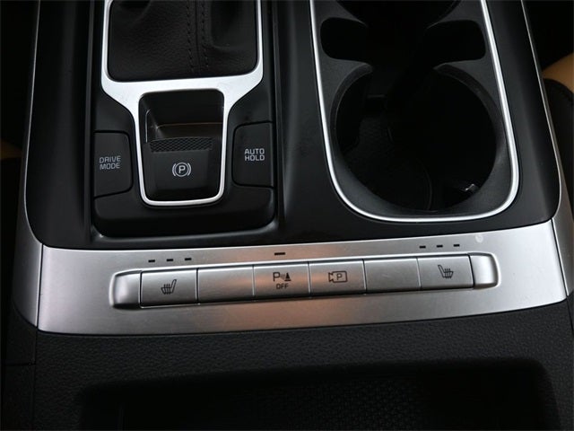 2023 Kia Carnival LX