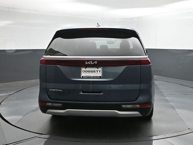 2024 Kia Carnival EX