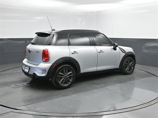 2014 MINI Cooper S Countryman Base