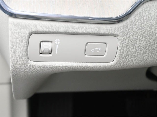 2022 Volvo XC60 B6 Inscription