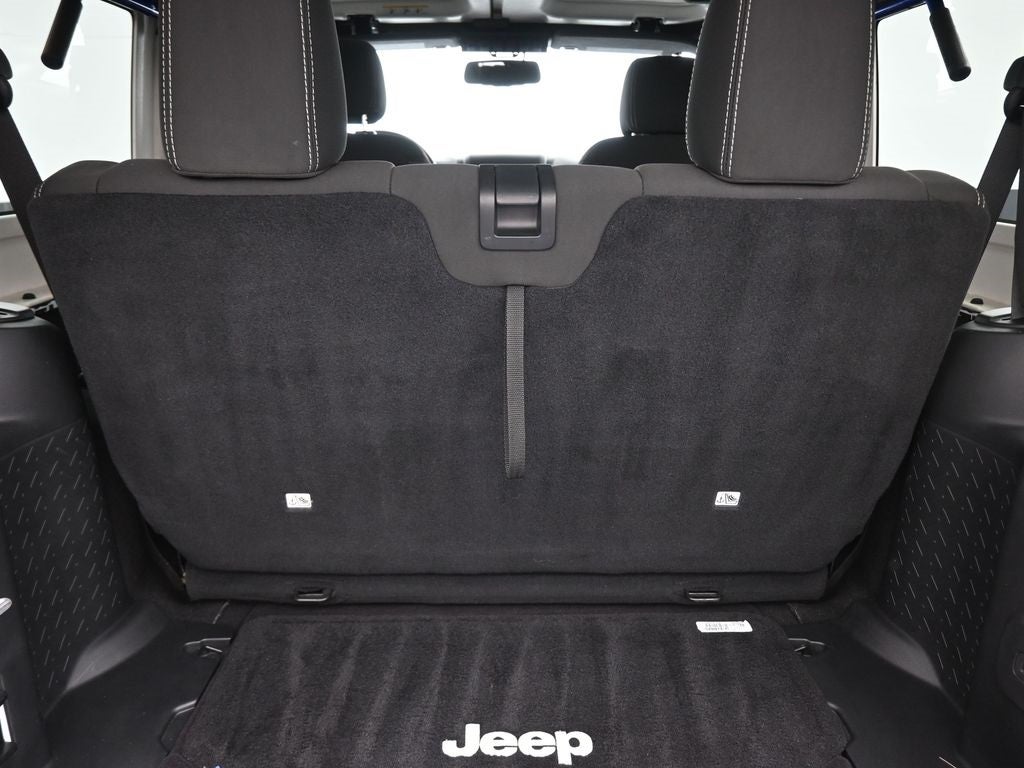 2017 Jeep Wrangler Sahara