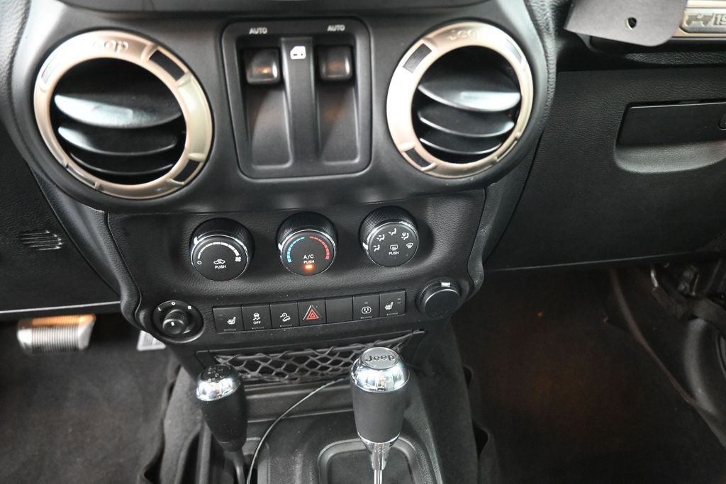 2017 Jeep Wrangler Sahara