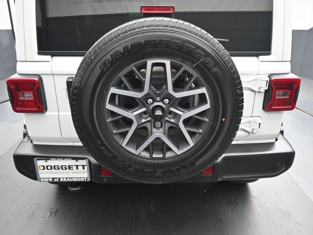 2024 Jeep Wrangler Sahara