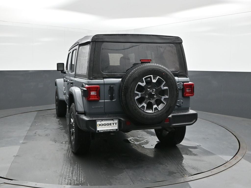 2024 Jeep Wrangler Sahara
