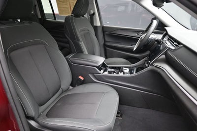 2023 Jeep Grand Cherokee Laredo X
