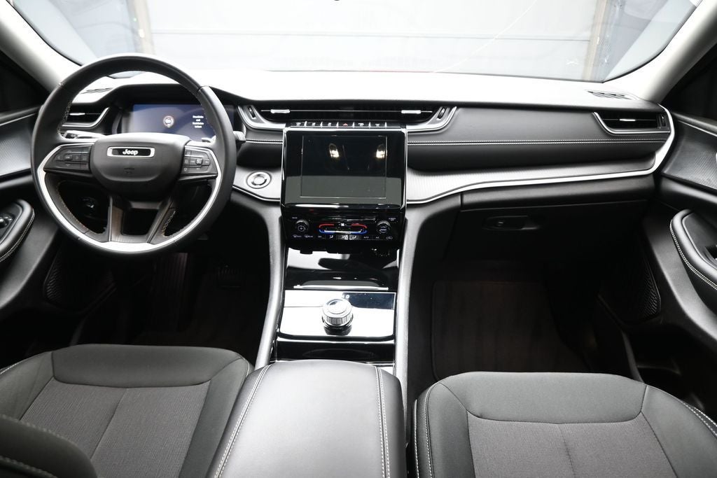 2023 Jeep Grand Cherokee Laredo X