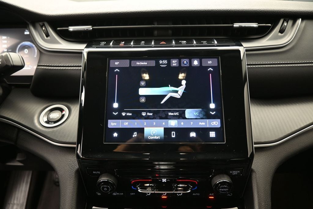 2023 Jeep Grand Cherokee Laredo X