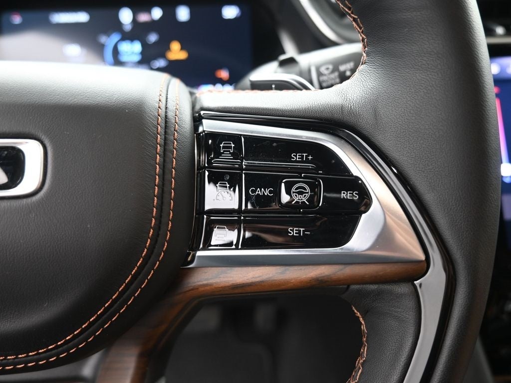 2025 Jeep Grand Cherokee Summit