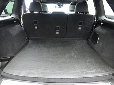 2022 Jeep Grand Cherokee Summit