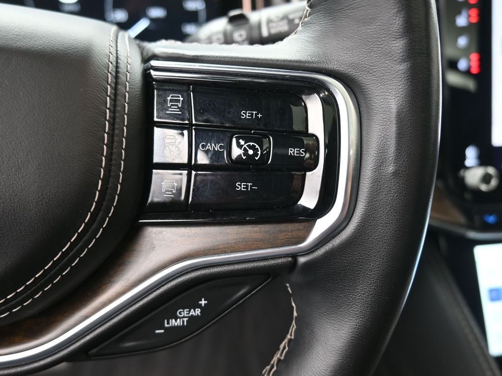 2022 Jeep Grand Wagoneer Series II