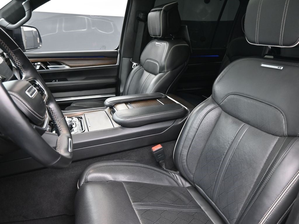 2022 Jeep Grand Wagoneer Series II