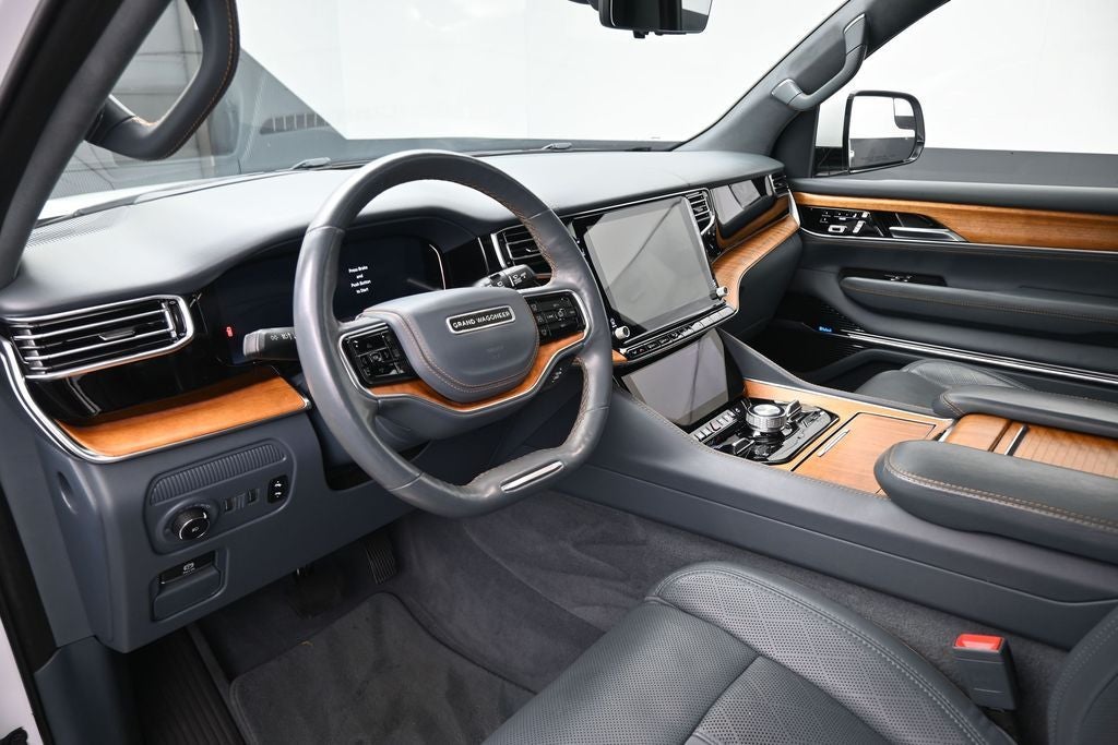 2022 Jeep Grand Wagoneer Series II