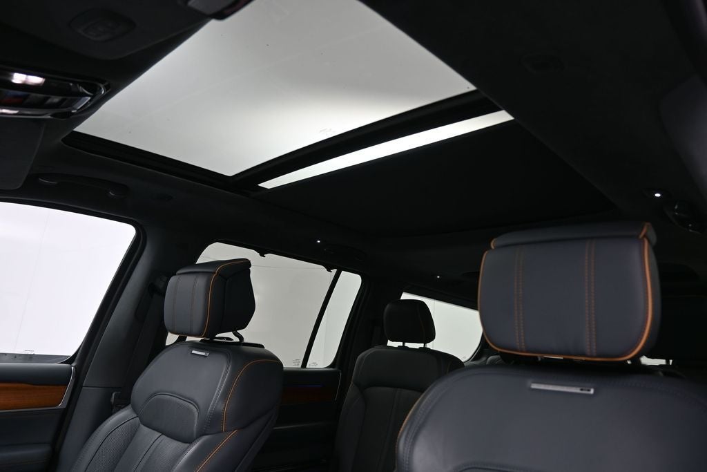 2022 Jeep Grand Wagoneer Series II
