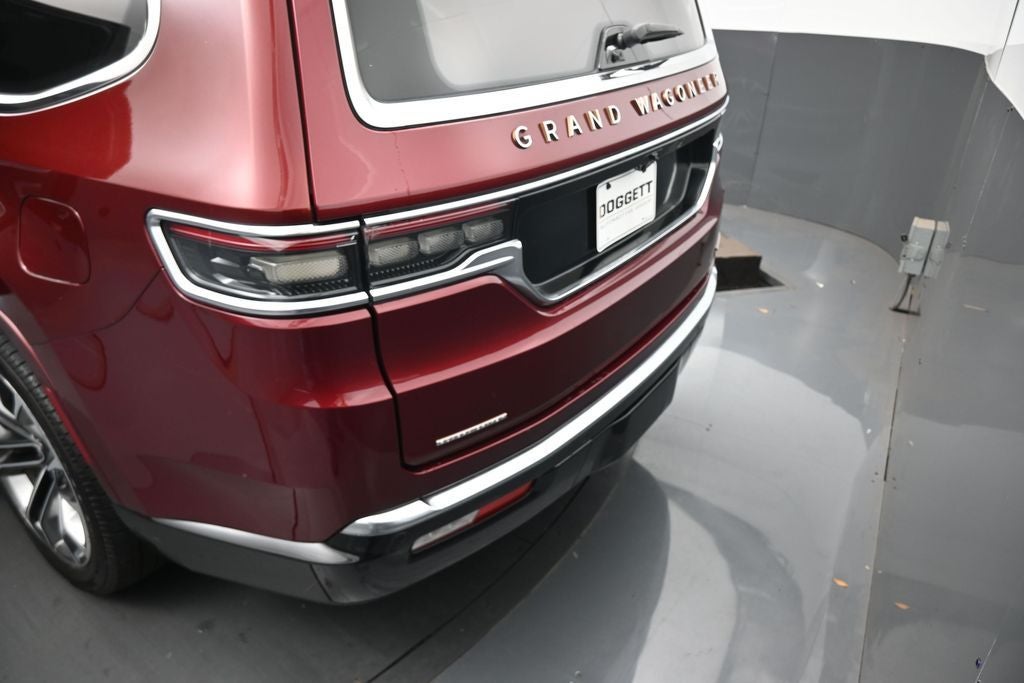 2022 Jeep Grand Wagoneer Series III