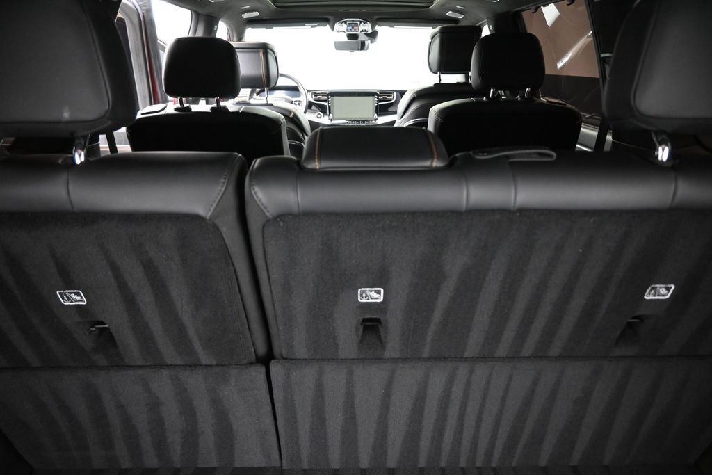 2022 Jeep Grand Wagoneer Series III