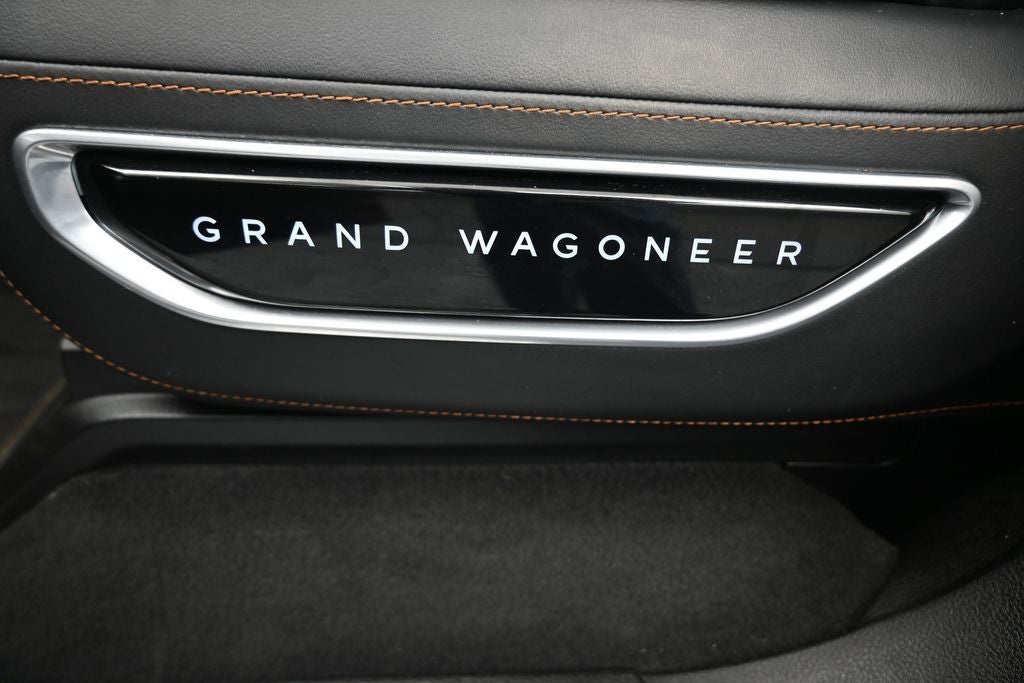 2022 Jeep Grand Wagoneer Series III