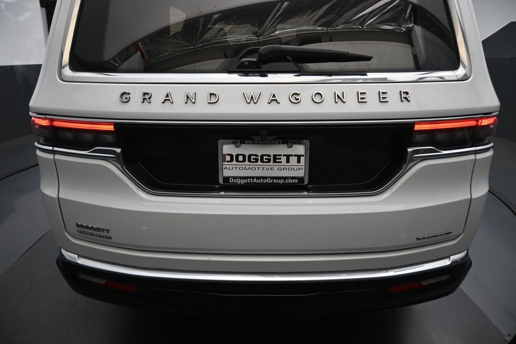 2023 Jeep Grand Wagoneer Series III