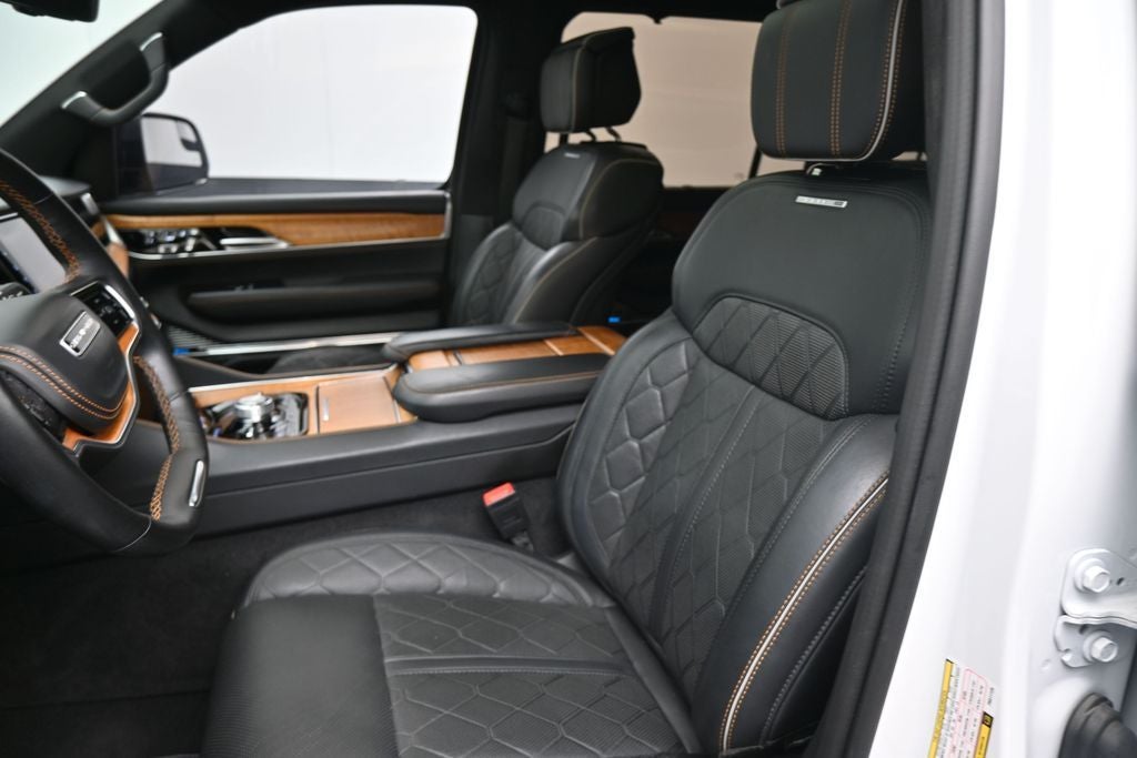 2023 Jeep Grand Wagoneer Series III