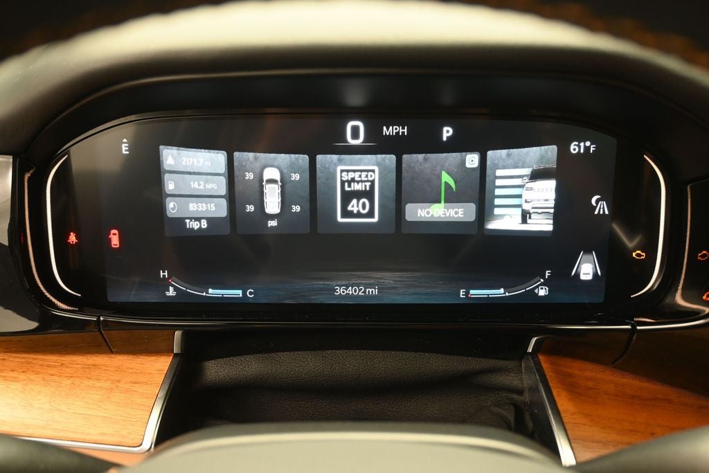 2023 Jeep Grand Wagoneer Series III