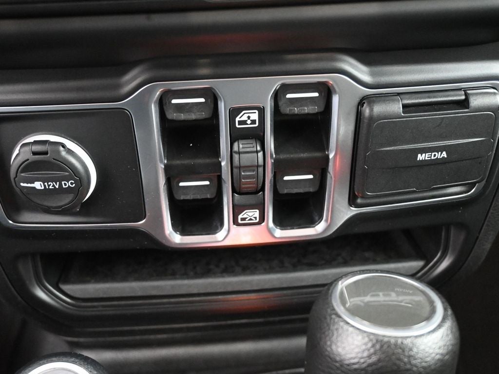 2023 Jeep Gladiator Overland