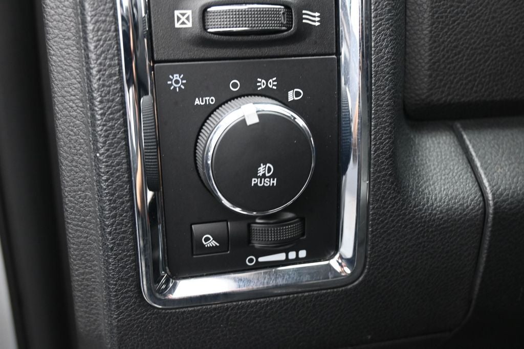 2016 RAM 1500 Laramie