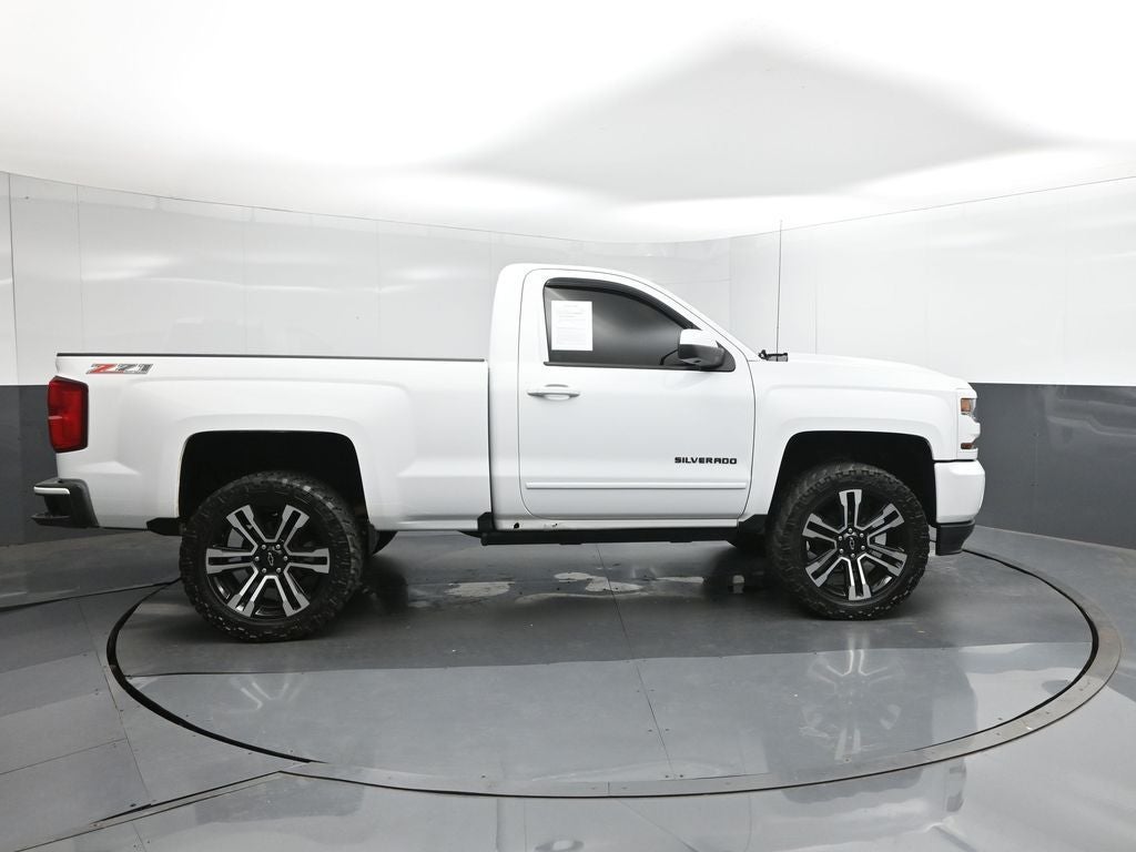 2017 Chevrolet Silverado 1500 LT LT2