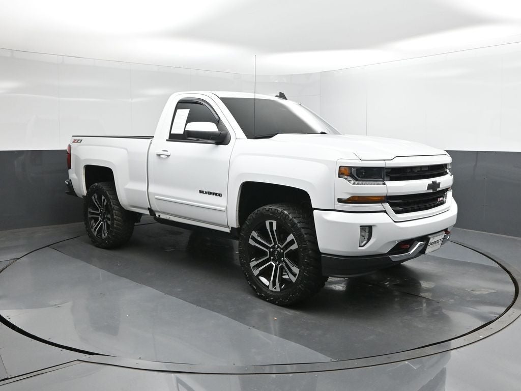 2017 Chevrolet Silverado 1500 LT LT2
