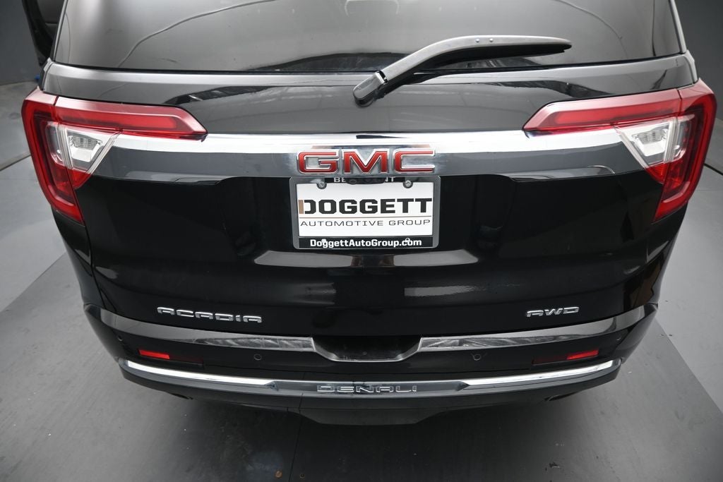 2022 GMC Acadia Denali