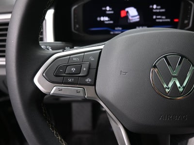 2023 Volkswagen Atlas Cross Sport 2.0T SE w/Technology