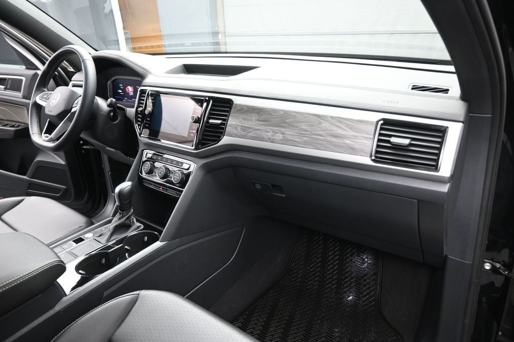 2023 Volkswagen Atlas Cross Sport 3.6L V6 SE w/Technology
